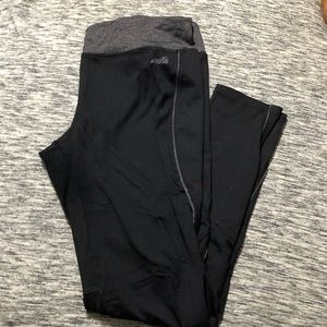 AVIA Work-out Leggings - L